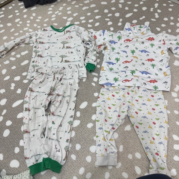 Lot of 13 Pima pajamas set long sleeve tee pants TBBC Santa toddler magnolia boy - Picture 2 of 14